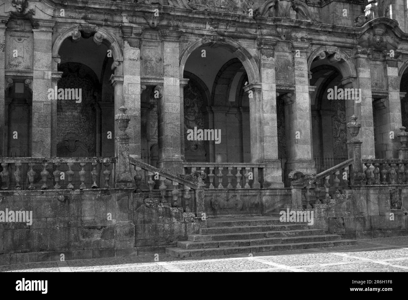 Roman Viaduct Rome Stone roman style arch Black and White Stock Photos & Images - Alamy
