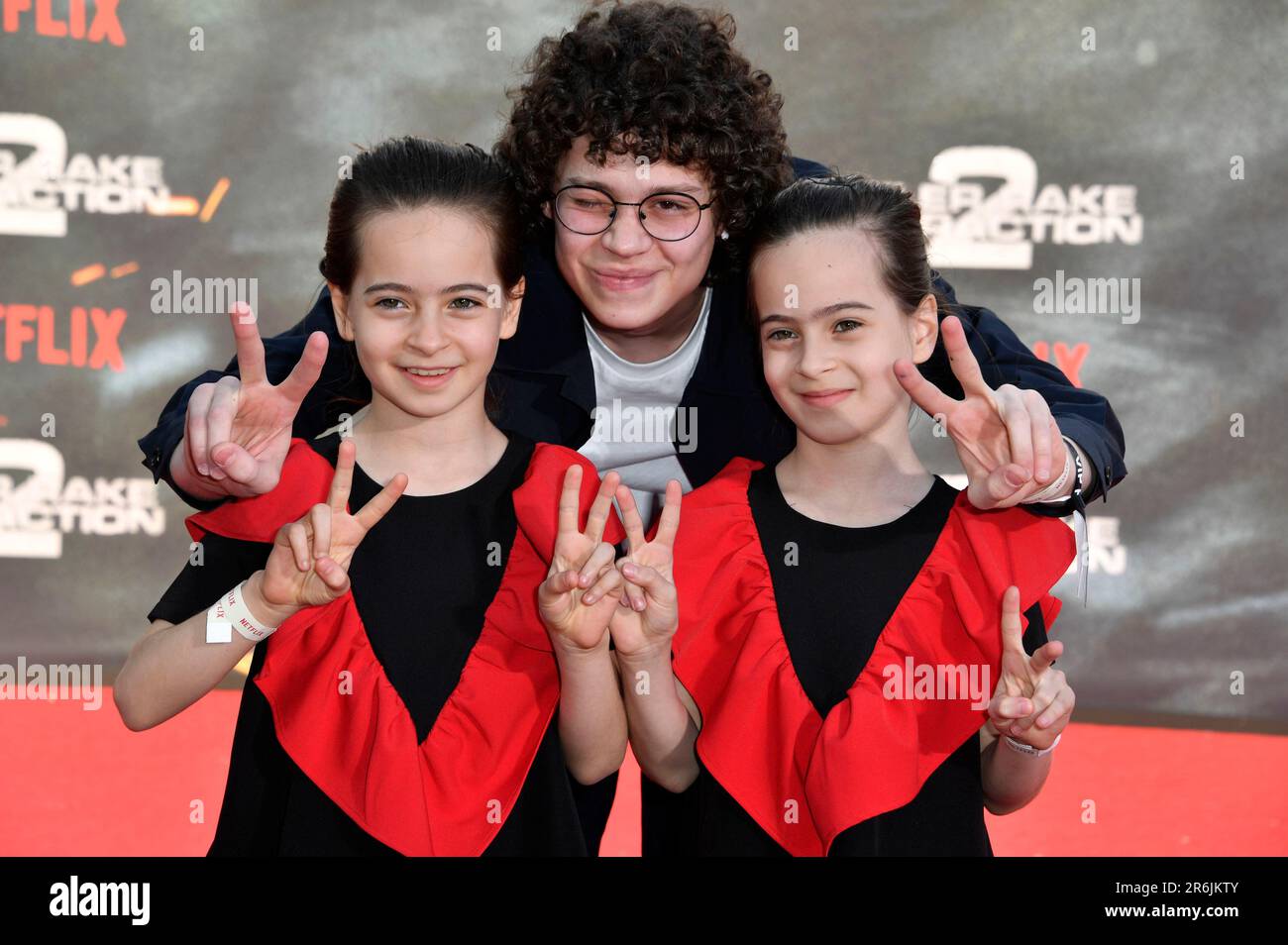 Mariam Kovziashvili, Andro Japaridze und Marta Kovziashvili beim Special Screening des Kinofilms 'Tyler Rake: Extraction 2' im Zoo Palast. Berlin, 09.06.2023 Stock Photo