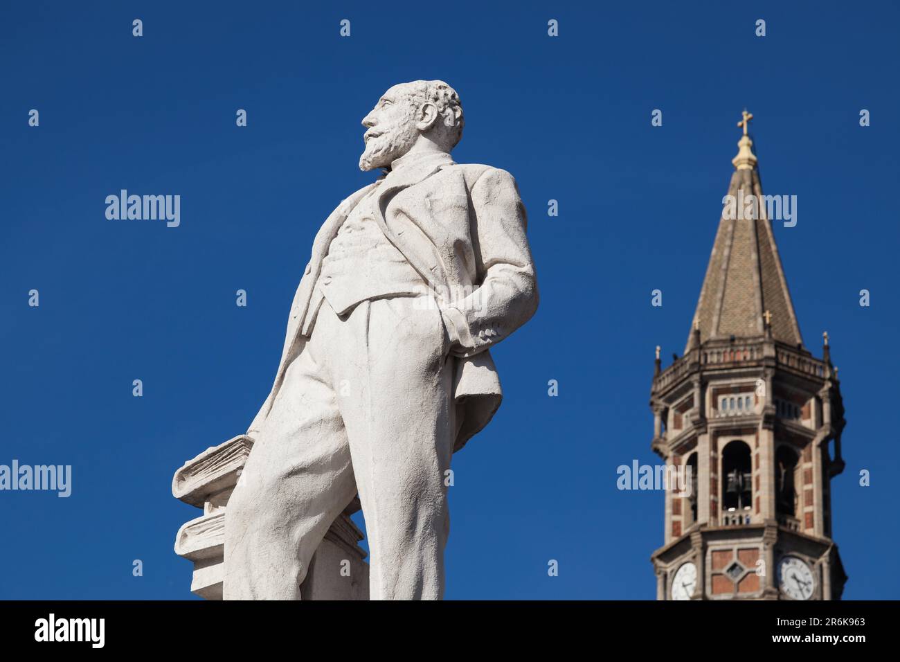 LECCO, LOMBARDY/ITALY - OCTOBER 29 : Statue of Mario Cermenati in Lecco Italy on October 29, 2010 Stock Photo