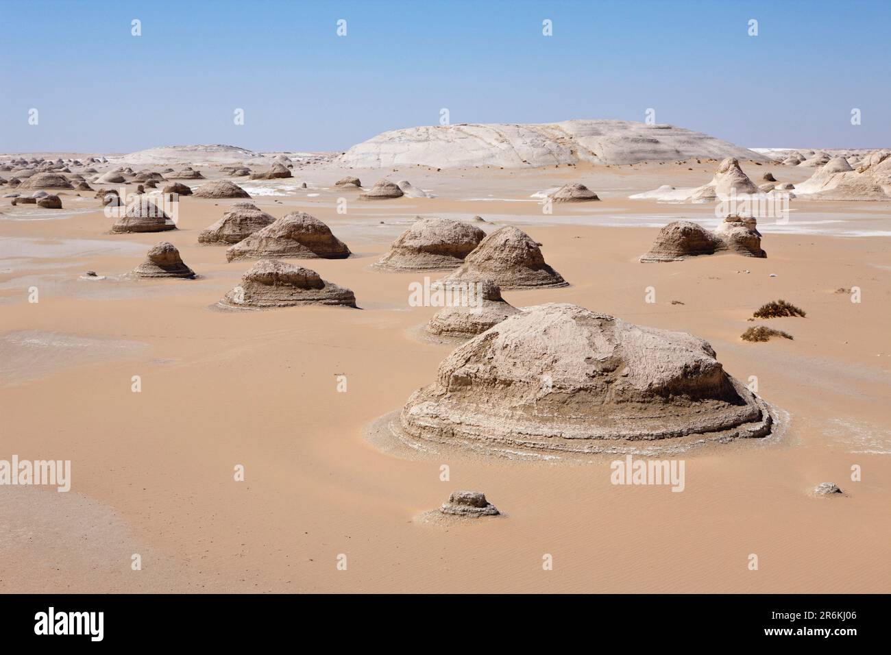 Limestone formations, White Desert National Park, Libyan Desert, Egypt, Africa Stock Photo Alamy