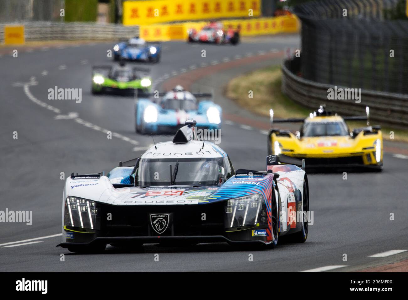Peugeot 9X8 aux 24h du Mans 2023