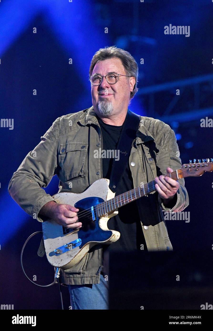Nashville, TN, USA. 8th June, 2023. Vince Gill on stage for CMA Fest
