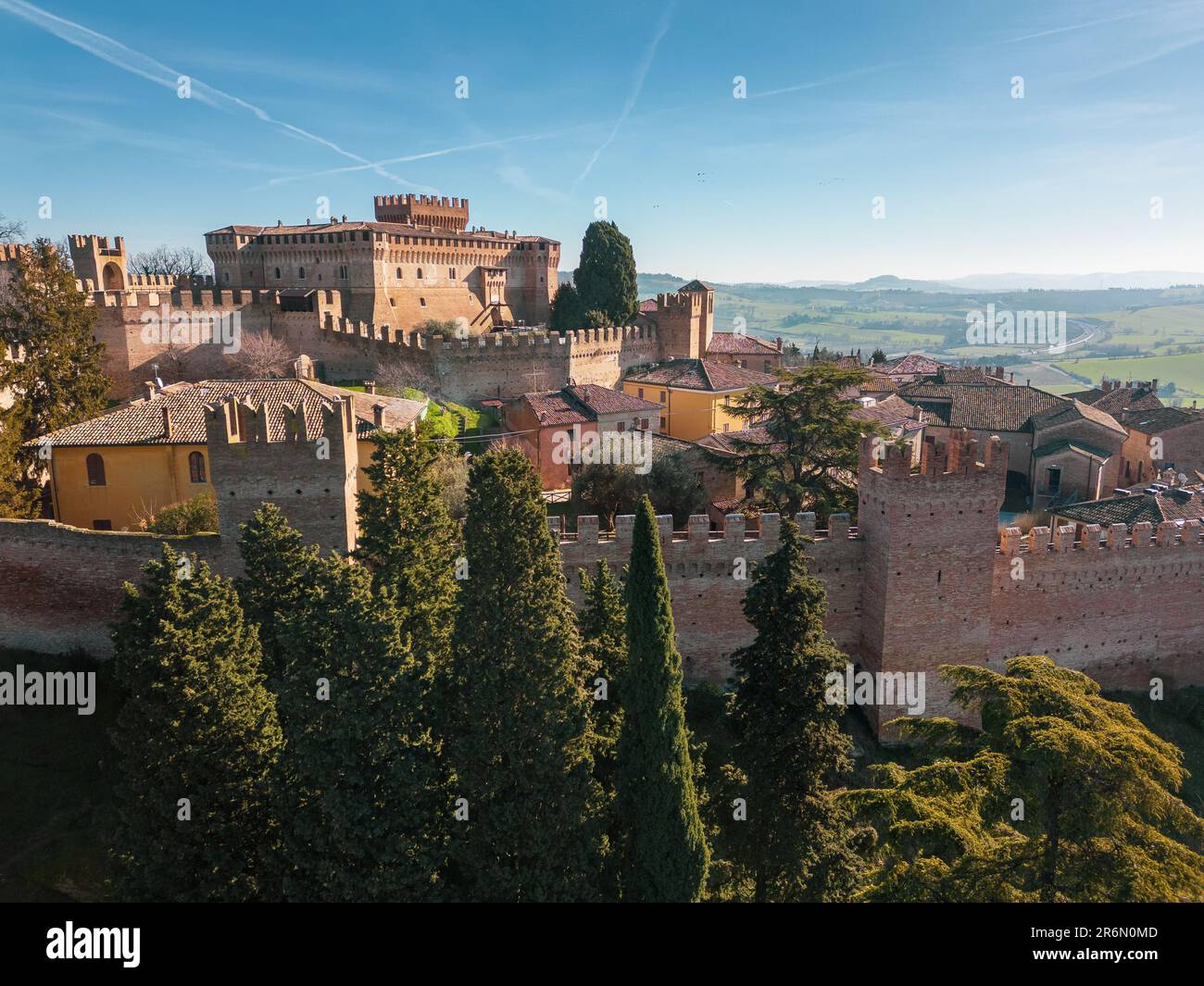 Urbino italy aerial hi-res stock photography and images - Page 4 - Alamy