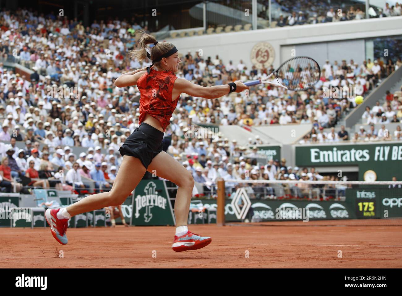 10th June 2023: Roland Garros, Paris France: French Open tennis  championships, Womens singles final, Iga Swiatek versus Karolina Muchova:  Karolina Muchova Stock Photo - Alamy