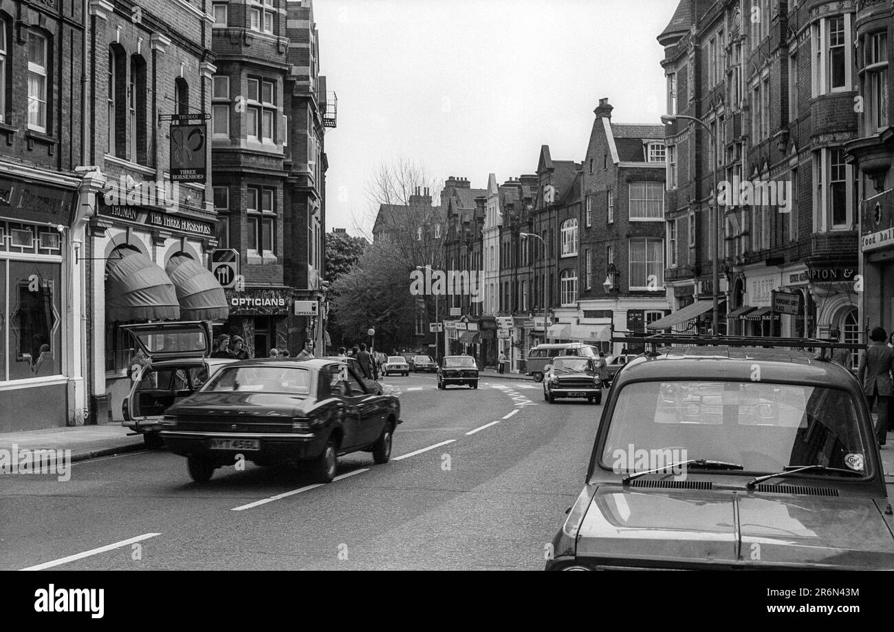 1975 archive image of Heath Street, Hampstead, with Three Horseshoes pub on left.   Replacement for 2NG2M1K. Stock Photo