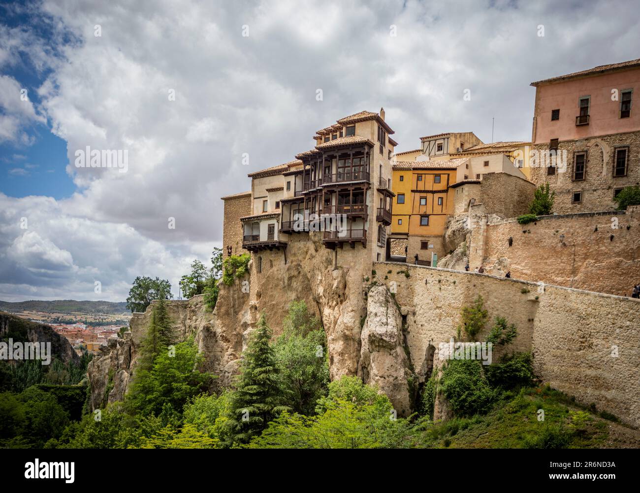 famous-hanging-houses-hi-res-stock-photography-and-images-alamy