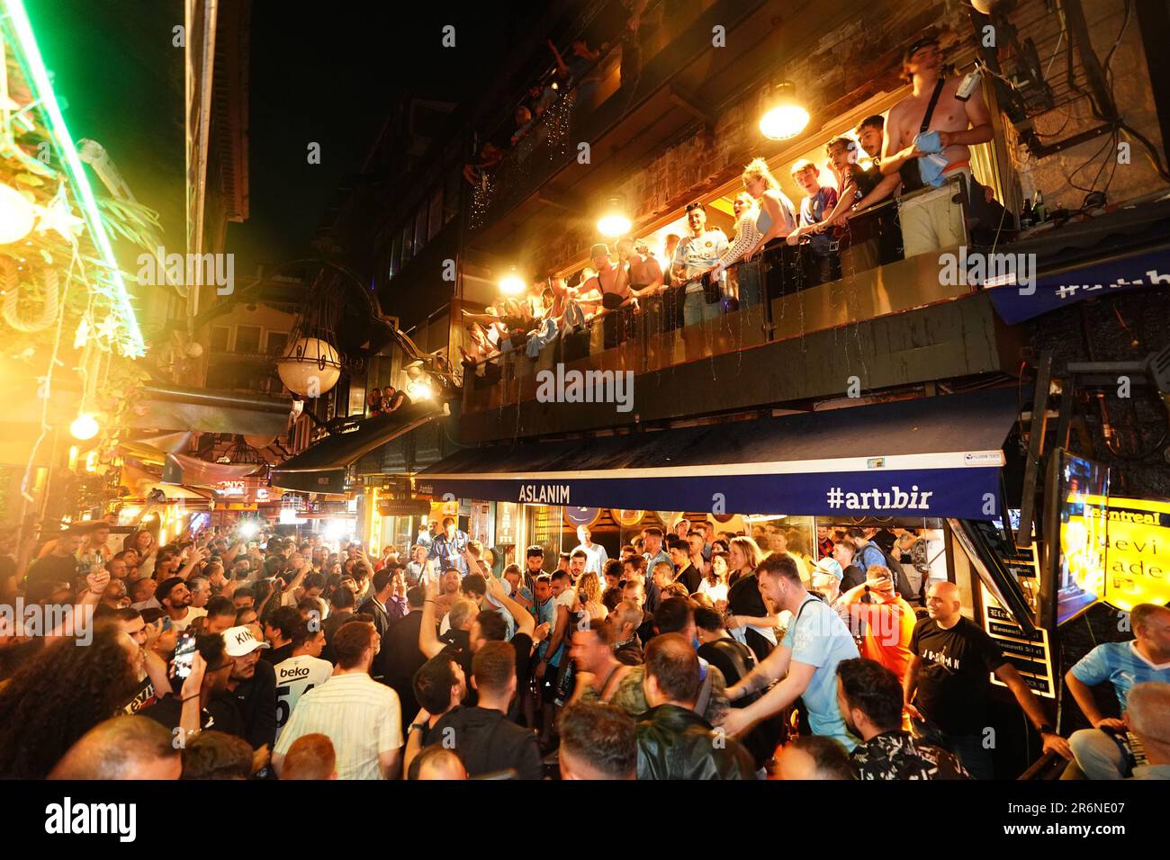 Man City fans celebrate their teams victory in central Istanbul, following the UEFA Champions League Final between Manchester City and Inter Milan at the Ataturk Olympic Stadium. Picture date: Saturday June 10, 2023. Stock Photo