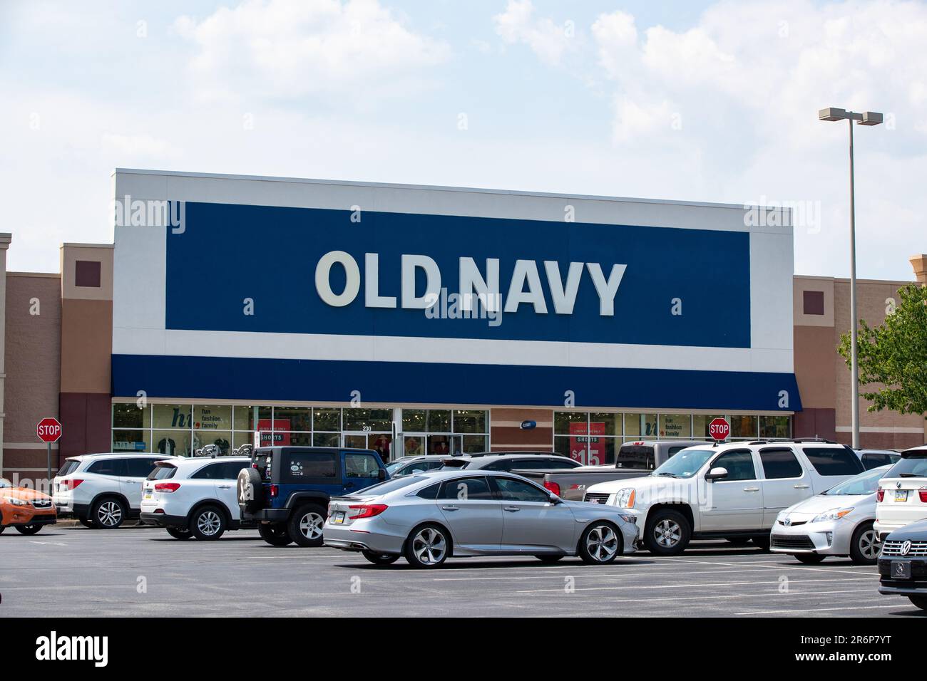 Muncy, United States. 10th June, 2023. An exterior view of the Old Navy ...