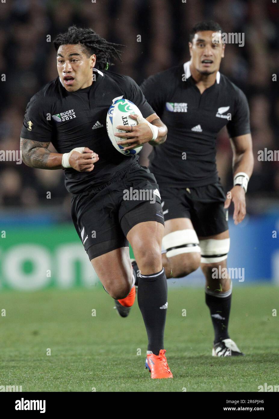 New Zealand’s Ma'a Nonu makes a run against France during a Pool A match of the Rugby World Cup 2011, Eden Park, Auckland, New Zealand, Saturday, September 24, 2011. Stock Photo