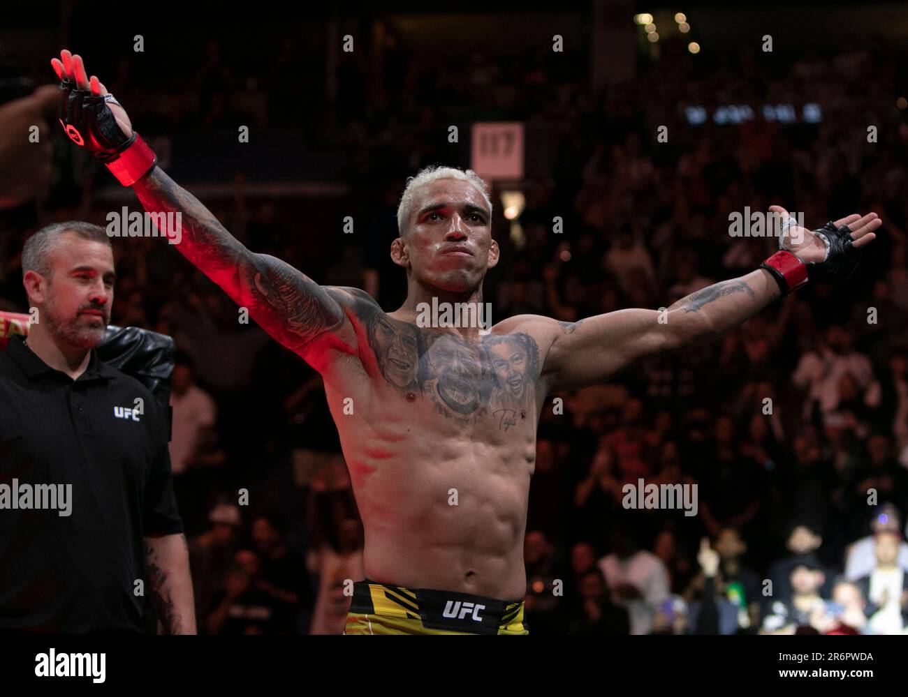 Charles oliveira (mma fighter) hi-res stock photography and images - Alamy