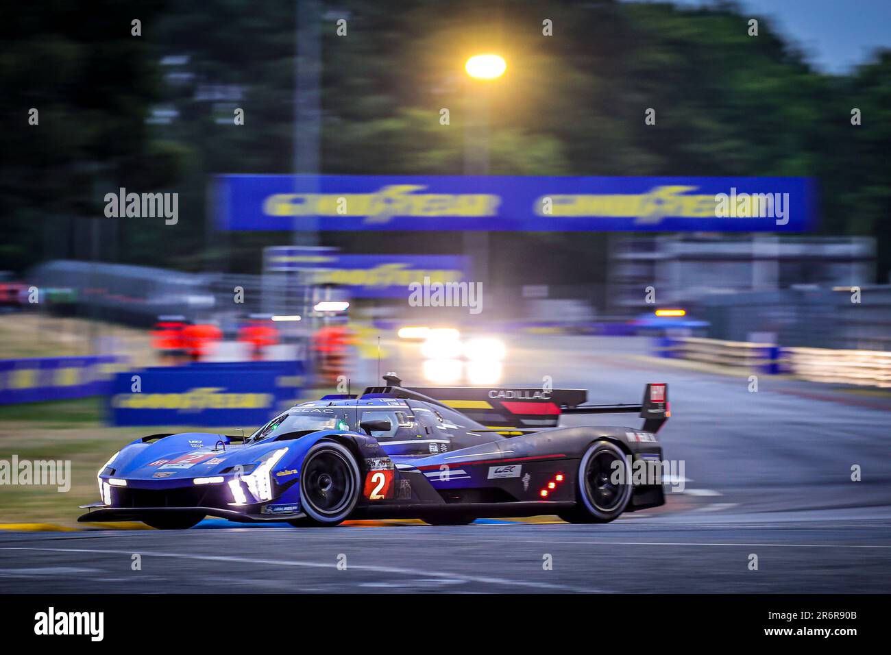CADILLAC V-Series.R No 2 24h Le Mans, Bamber/Lynn/Westbrook (2023