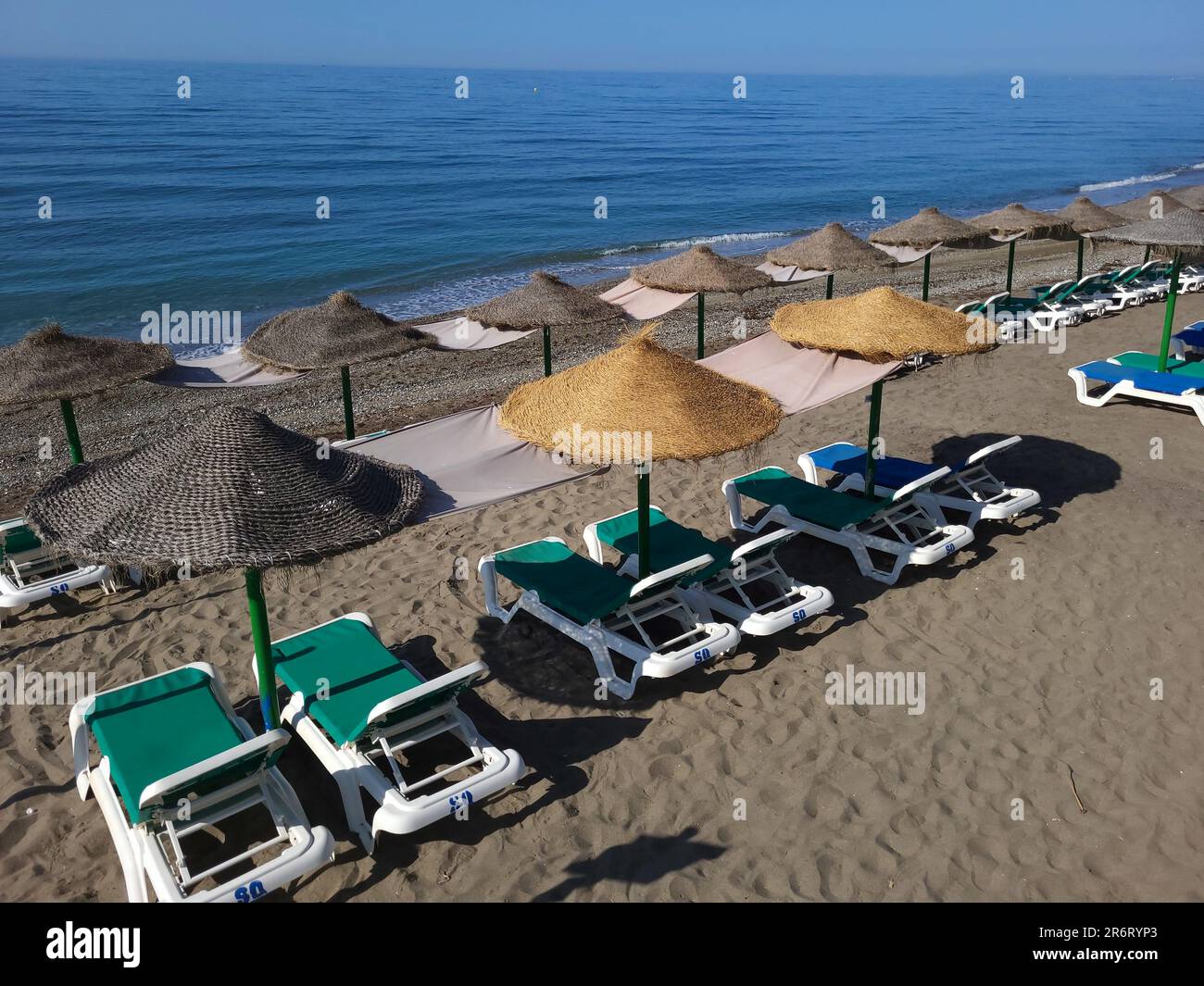 Beach_beds hi-res stock photography and images - Alamy
