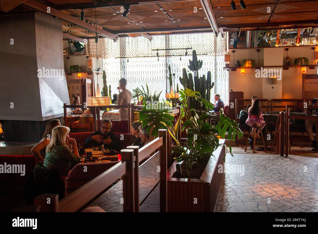 Kings cross london 1970s hires stock photography and images Alamy