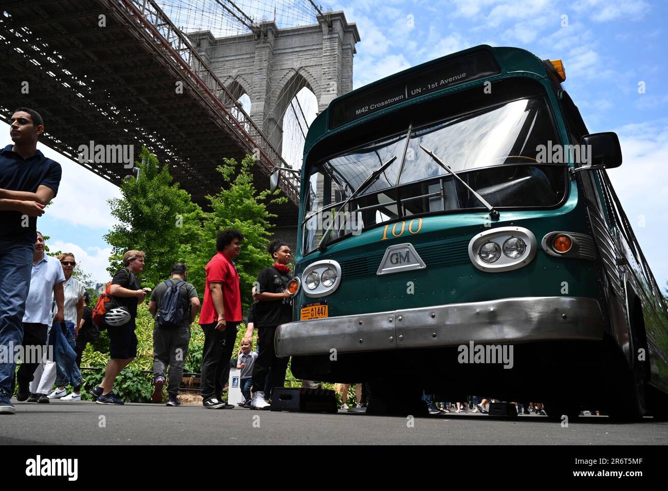 Photo by: NDZ/STAR MAX/IPx 2023 6/10/23 People tour vintage buses