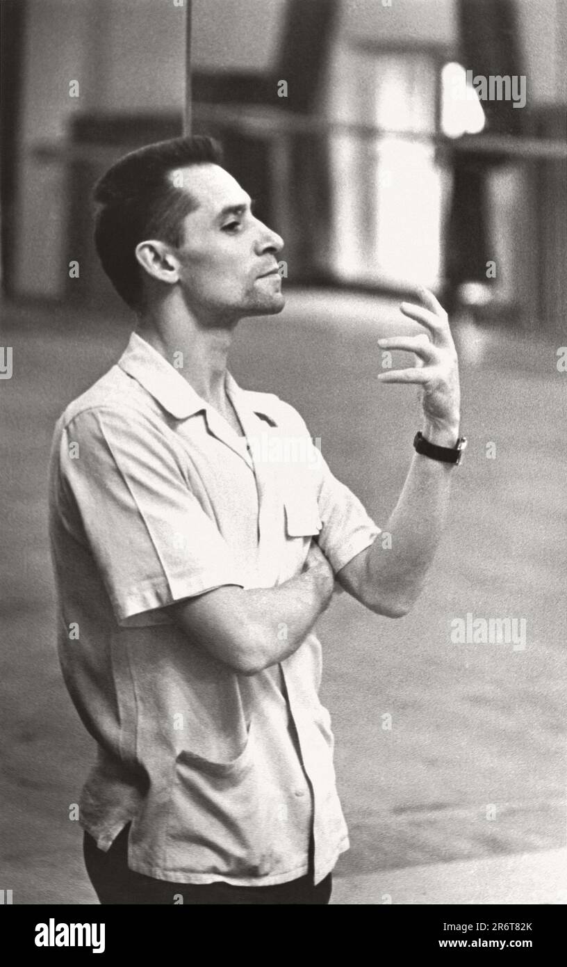 Portrait of the choreographer Yury Grigorovich. Museum State Central A