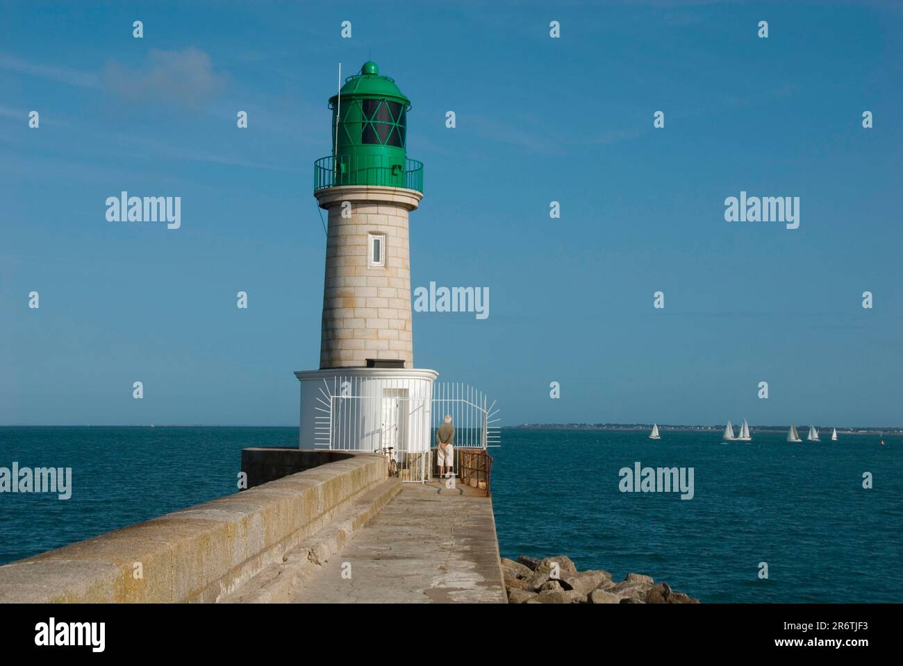 Lighthouse, Phare de la Jetee de Trehic, Le Croisic, Guerande Peninsula, Loire Atlantique, Pays de la Loire, France Stock Photo