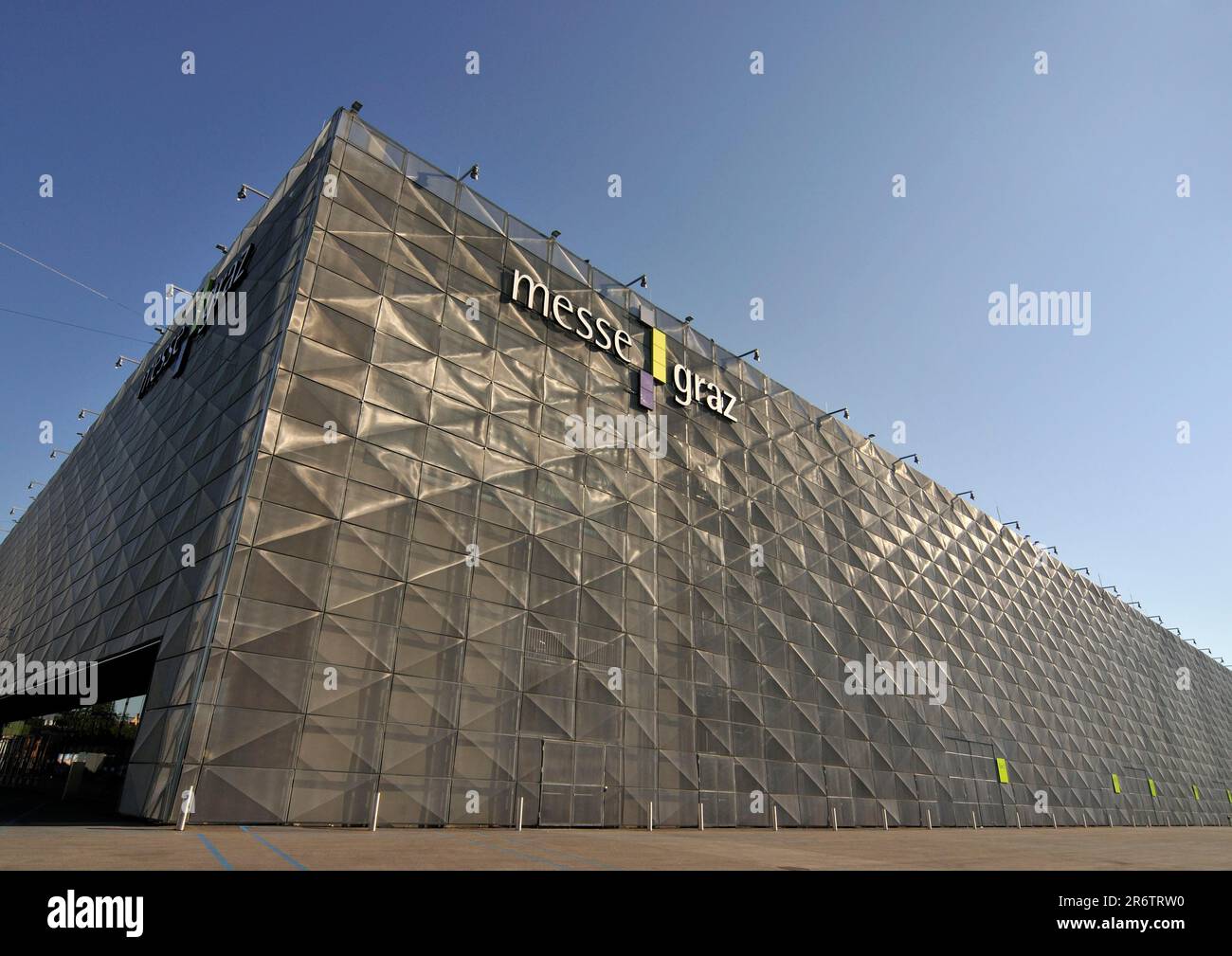 Graz modern architecture hi-res stock photography and images - Alamy
