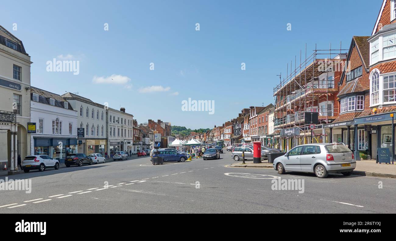 High street in marlborough hi-res stock photography and images - Alamy
