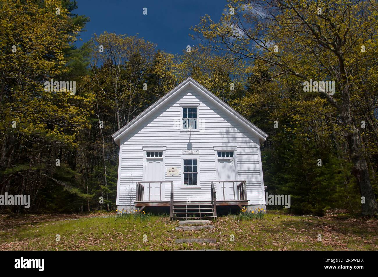 the historic flying point schoolhouse now called the Thomas Means Club