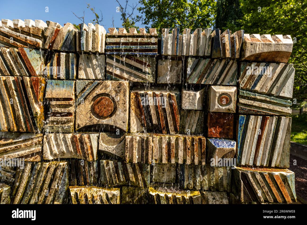 Abstract art water feature in the Parc floral de Paris, Paris, France Stock Photo