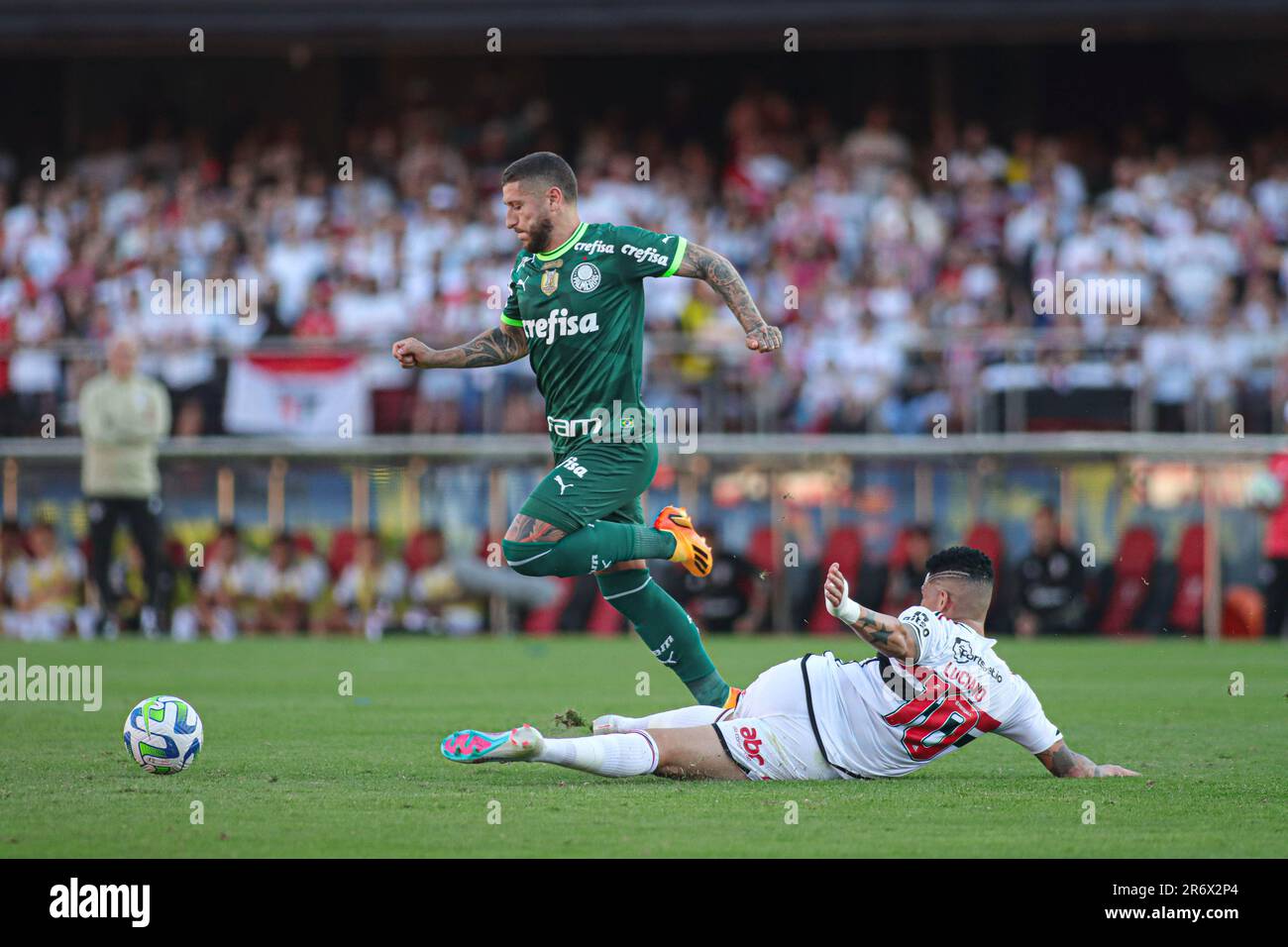 Sao Paulo, Brazil. 13th June, 2021. Luciano do Sao Paulo competes with Ze Rafael do Palmeiras, during the match between Sao Paulo and Palmeiras, for the 10th round of the 2023 Brazilian Series A Championship at Morumbi Stadium, this Sunday, 11. 30761 (Wanderson Oliveira/SPP) Credit: SPP Sport Press Photo. /Alamy Live News Stock Photo