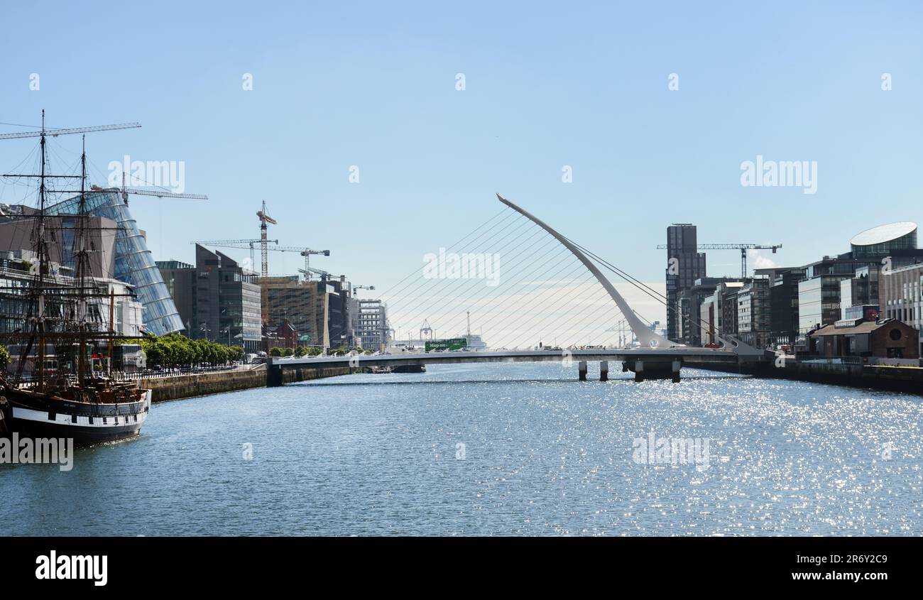 The Samuel Beckett Bridge over the River Liffey in Dublin, Ireland ...