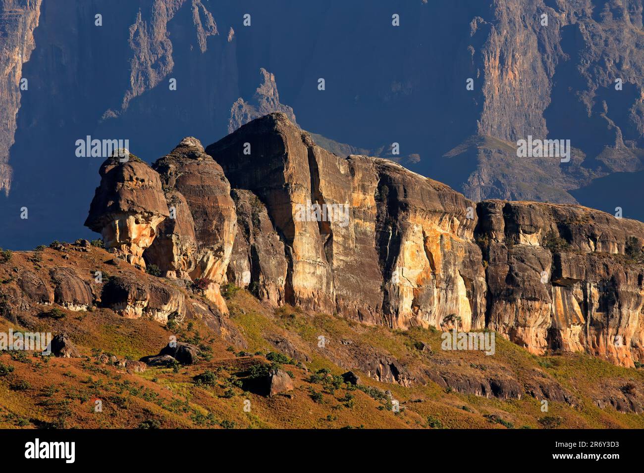 High peaks in the Drakensberg mountains, Royal Natal National Park, South Africa Stock Photo