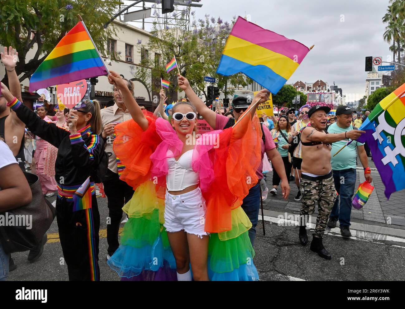La clearance pride outfits