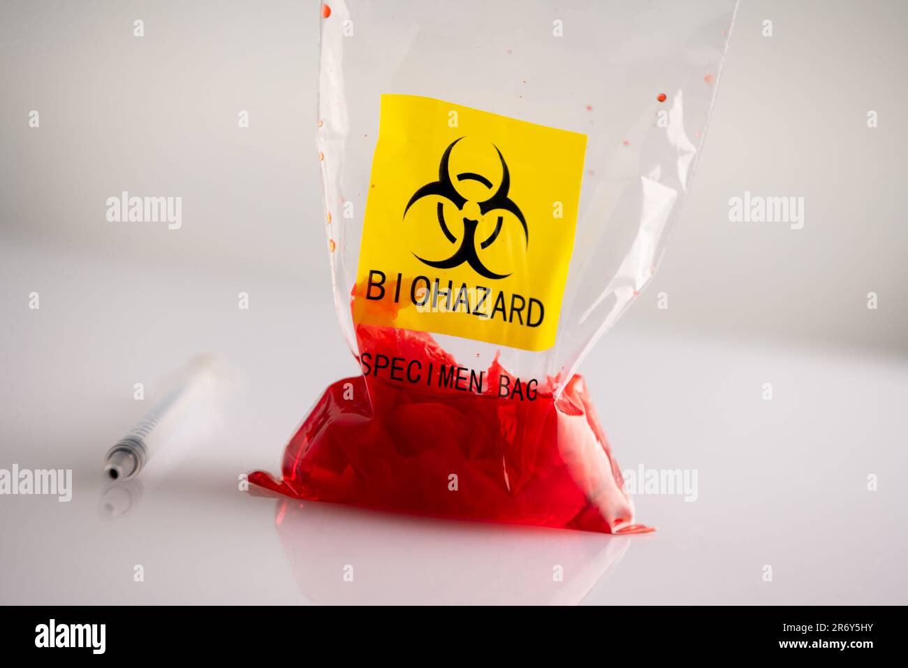 White specimen bag hi-res stock photography and images - Alamy