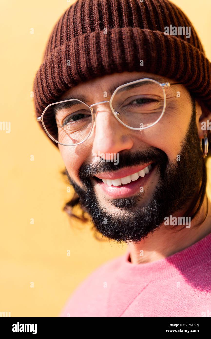 Man looking stylish at camera hi-res stock photography and images - Alamy