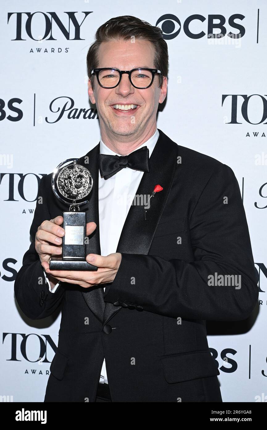 Best Actor Tony 2023 60 Photos - Moonagedaydream.film