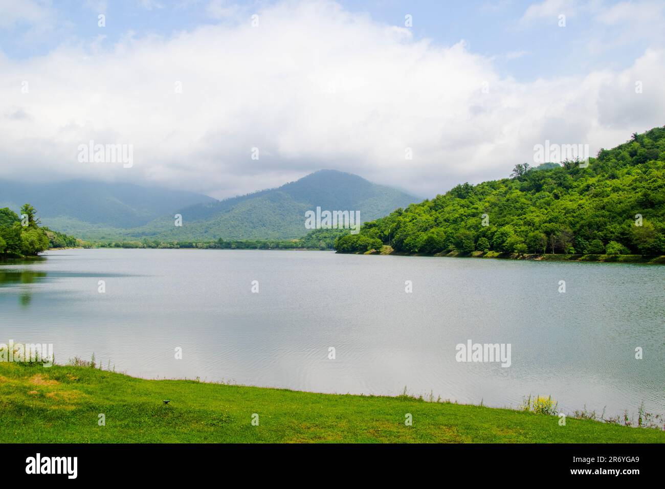 Kvareli lake landscape and view in Kaketi, Georgia Stock Photo - Alamy, image size:1300x956