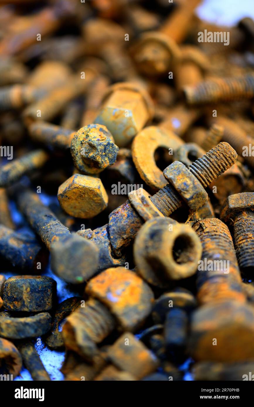 rusty nuts and bolts Stock Photo - Alamy
