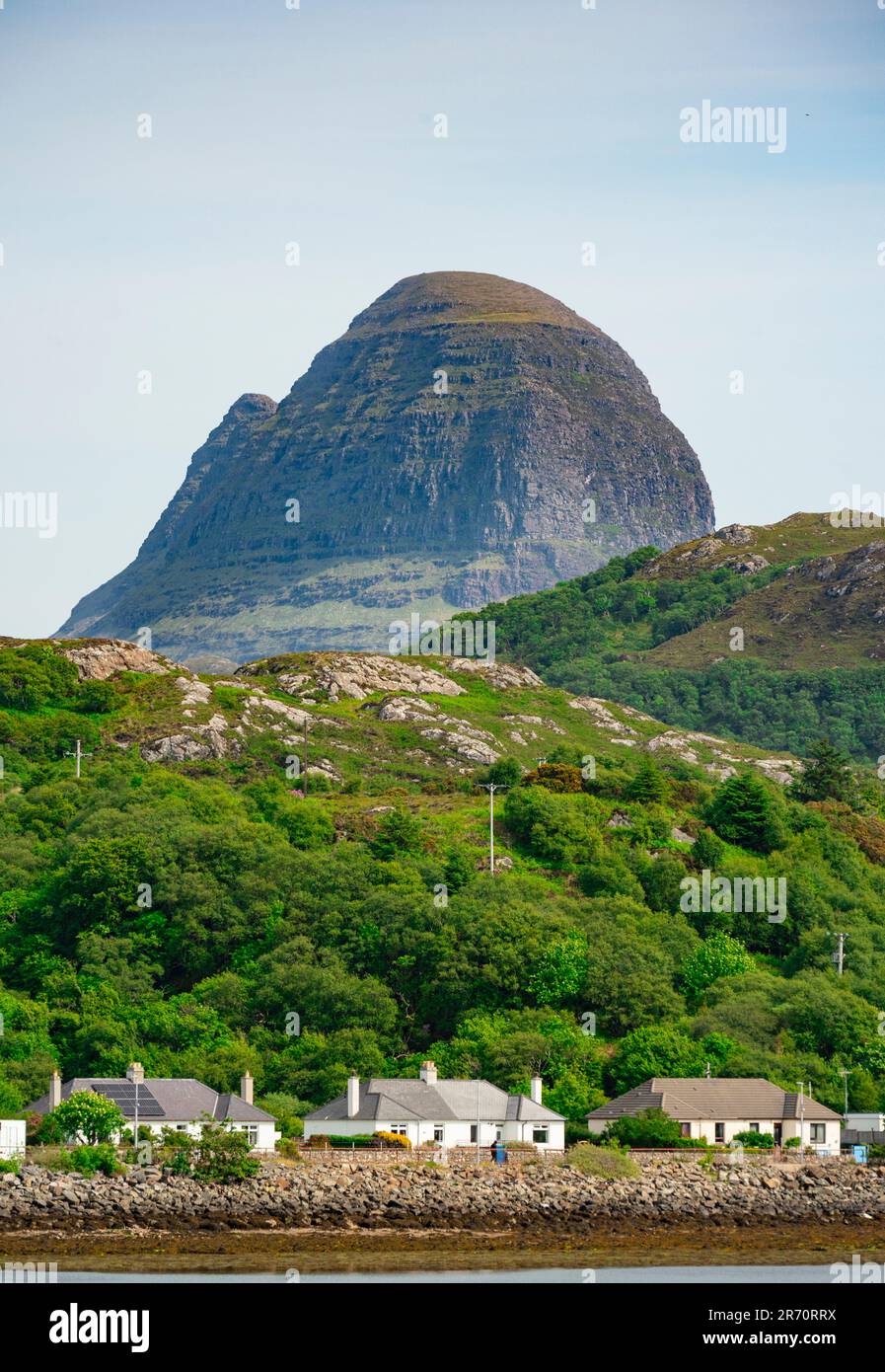 View of Suilven mountain from Lochinver village, Assynt, Scottish Highlands, Scotland, UK Stock Photo