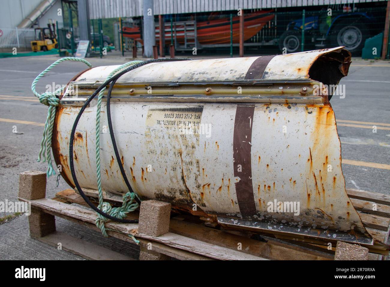 Non State Actor Used Rockets Salvaged Used Rocket motor Stock Photo - Alamy