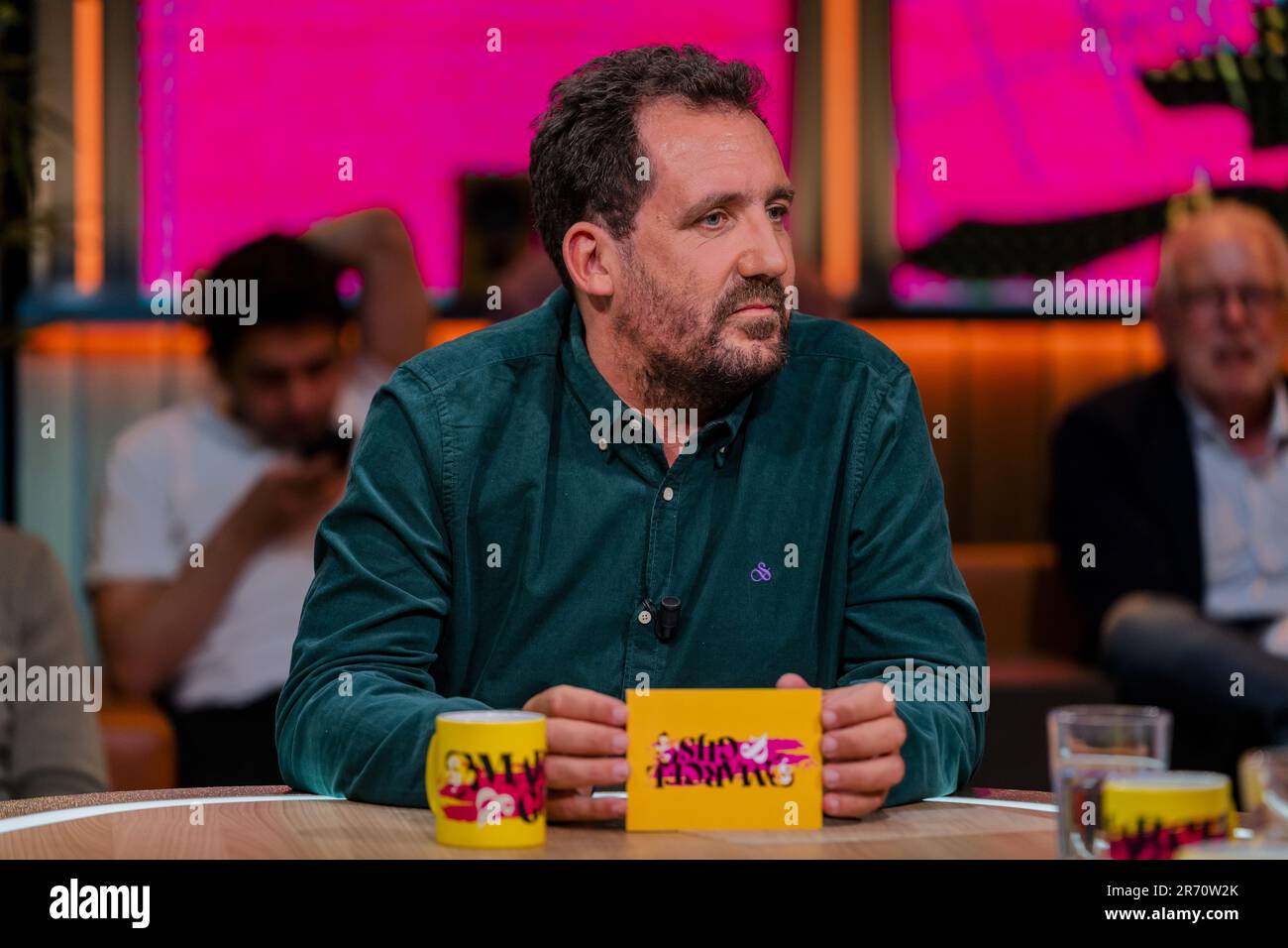Sbs presenter hi-res stock photography and images - Alamy