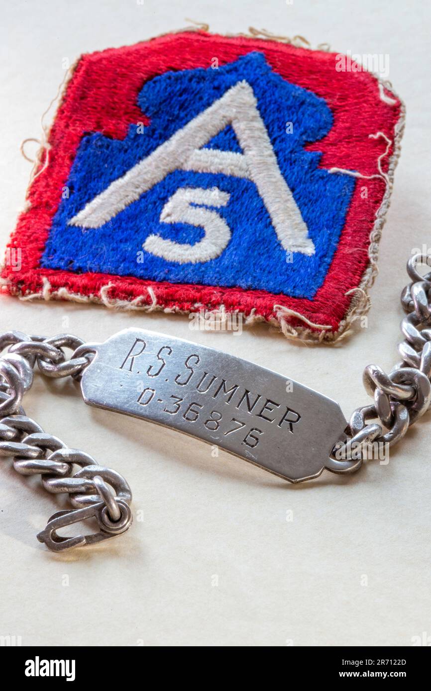 World War Two US Army Soldier Patch and ID Bracelet, USA Stock Photo - Alamy