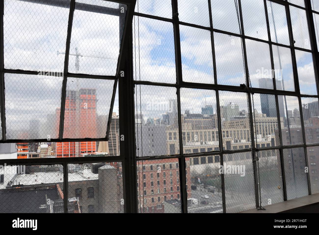New york chelsea gallery hi-res stock photography and images - Alamy