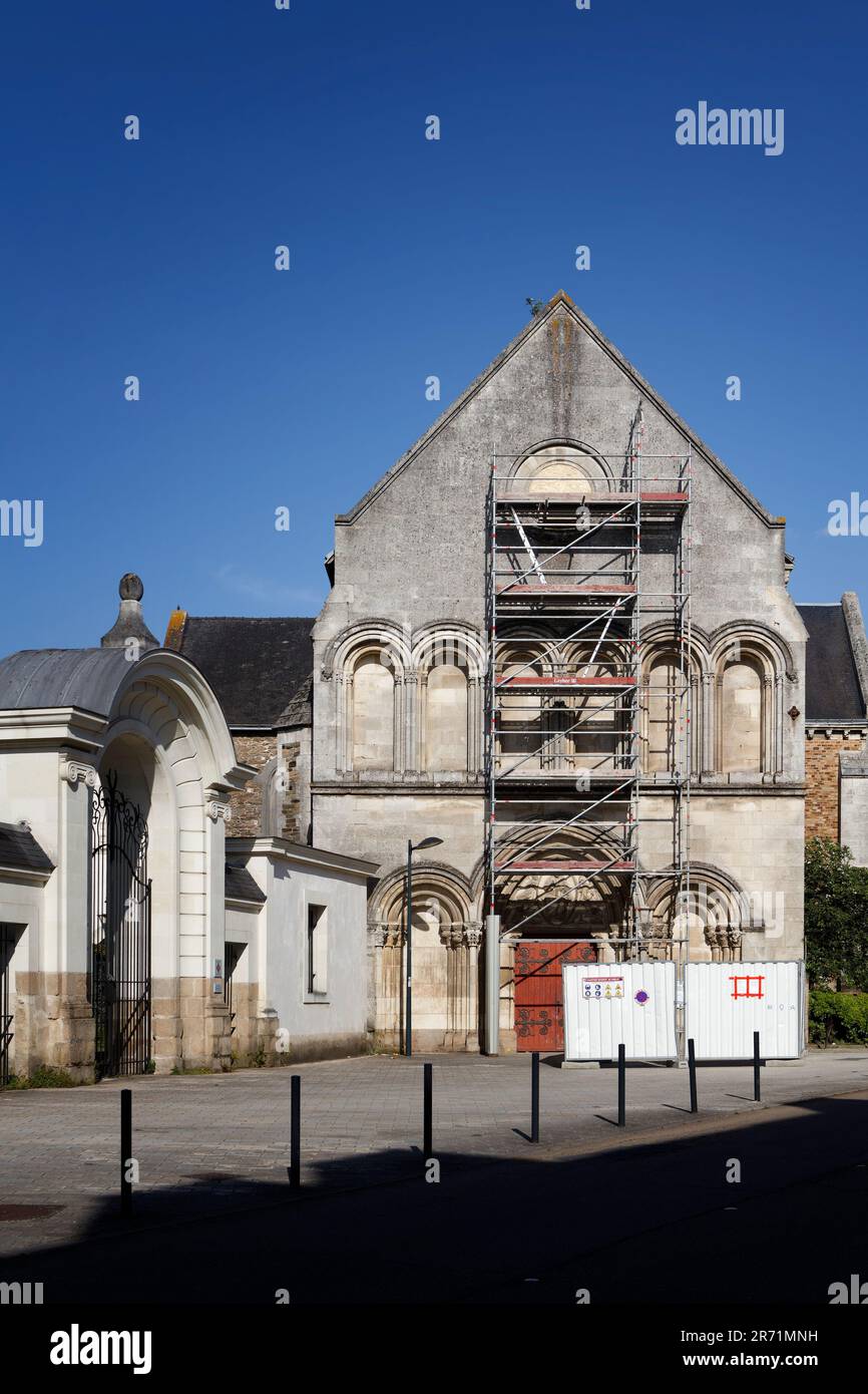 The Way of Saint James in Brittany (the Breton Camino) St. James