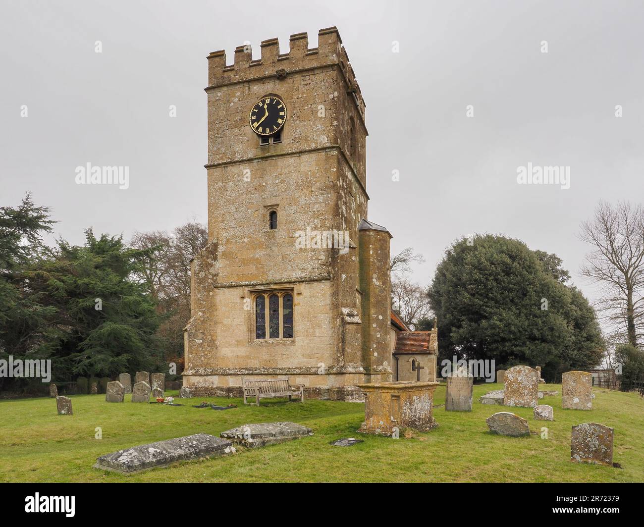 Farnborough church hi-res stock photography and images - Alamy