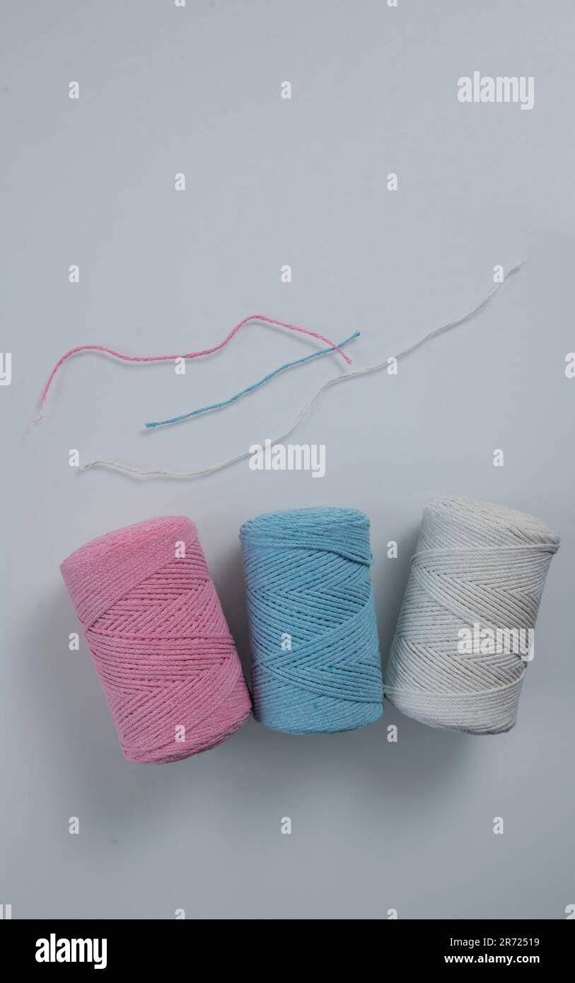 Kitting needles hi-res stock photography and images - Alamy