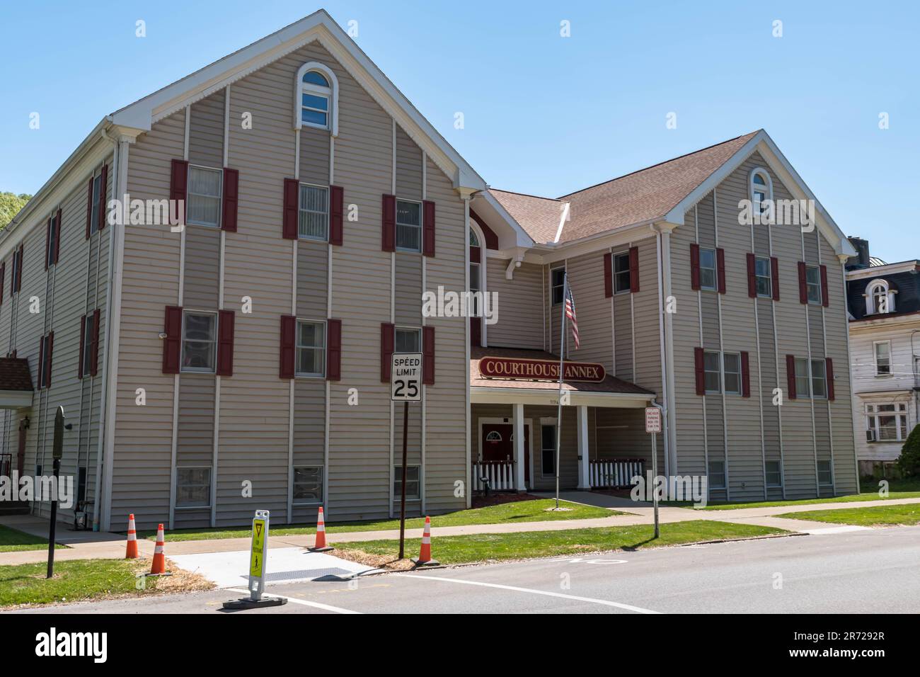 Venango county courthouse annex hires stock photography and images Alamy