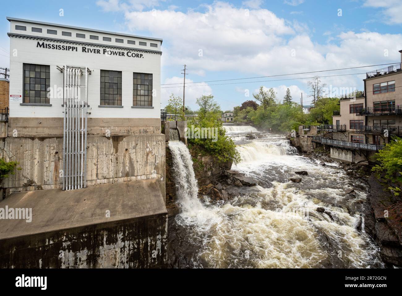 Hydro electric power generation on the Mississippi River in Almonte