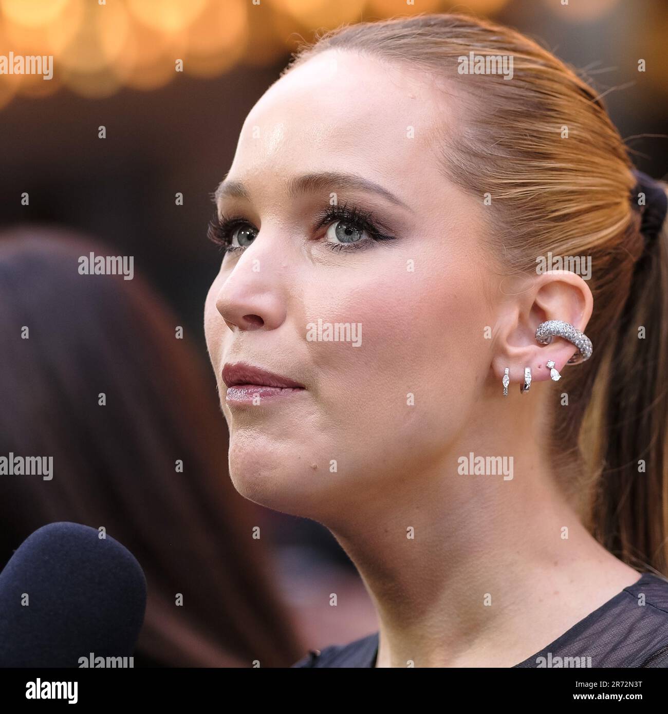 Jennifer lawrence no hard feelings hi-res stock photography and images