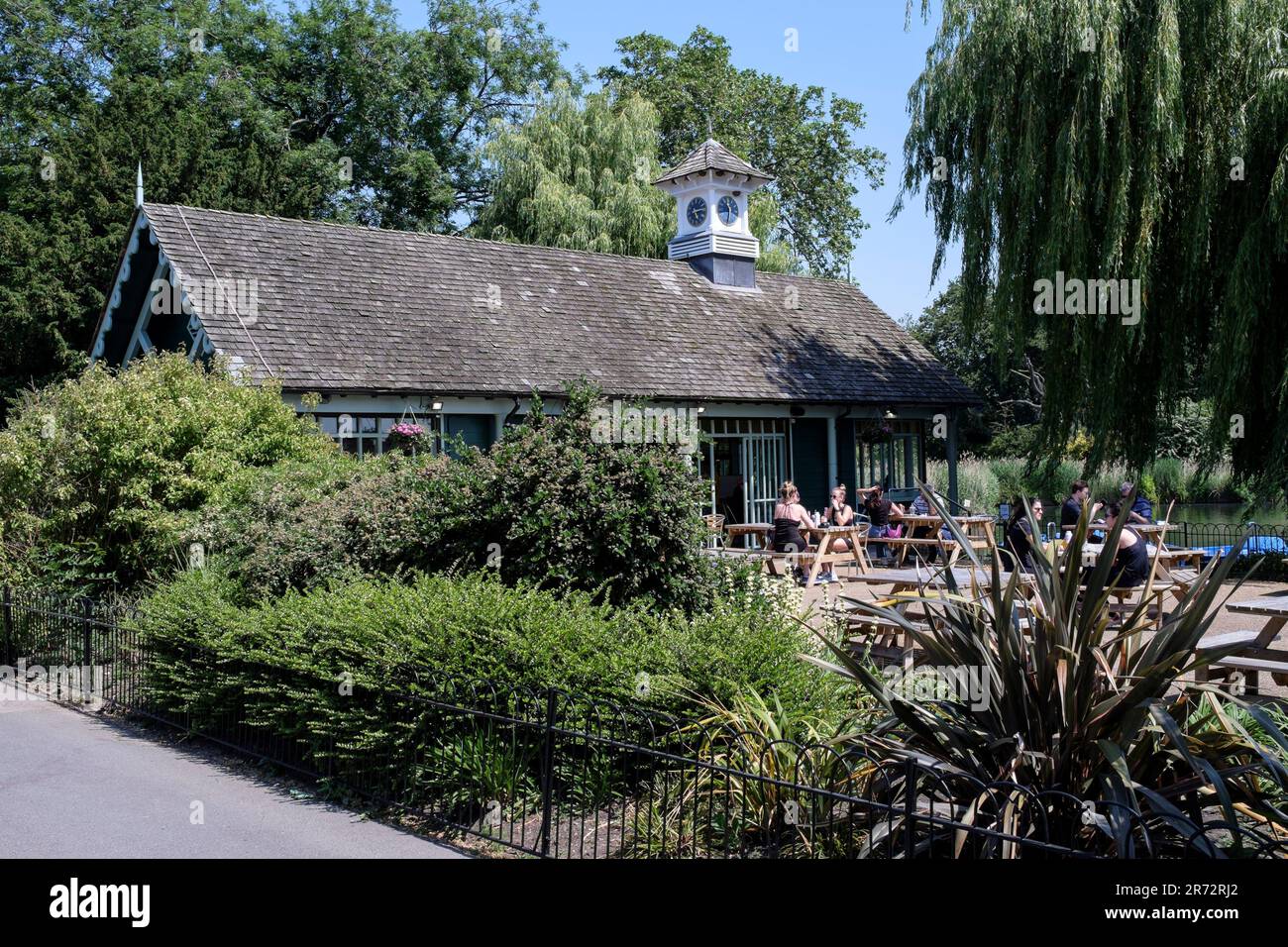 The Regent’s Park, Waterside Café, London, UK Stock Photo Alamy