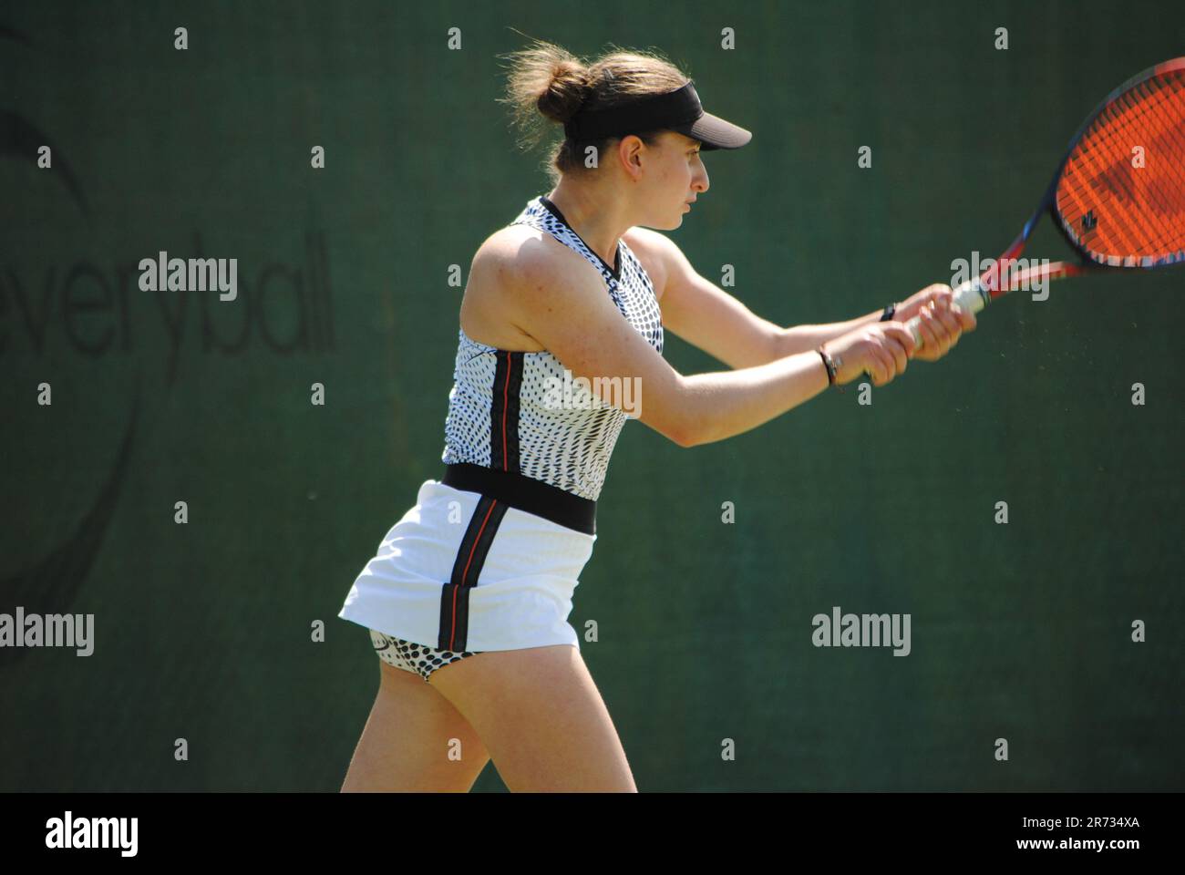 Amelie tennis player backhand Stock Photo - Alamy
