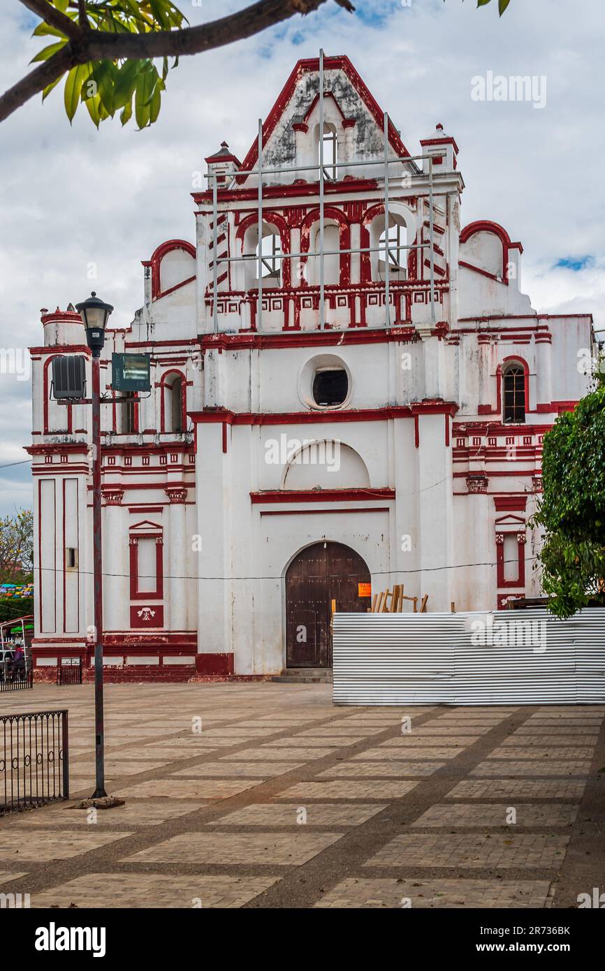 Church of Santo Domingo de Guzman in the village of Chiapa de Corzo in Chiapas, one of the mexican pueblos magicos Stock Photo