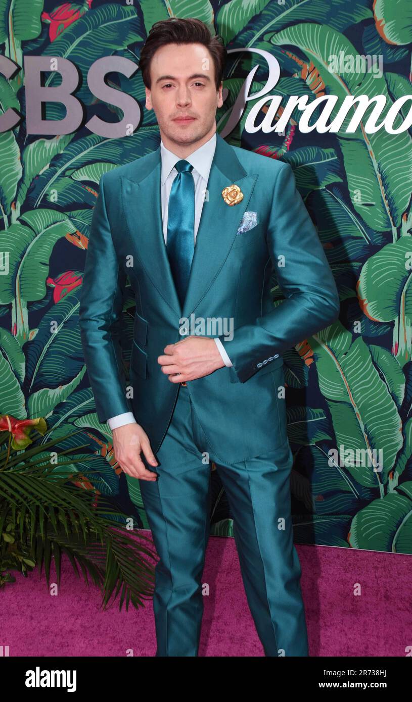 Photo by: Patricia Schlein/STAR MAX/IPx 2023 6/11/23 Erich Bergen at ...