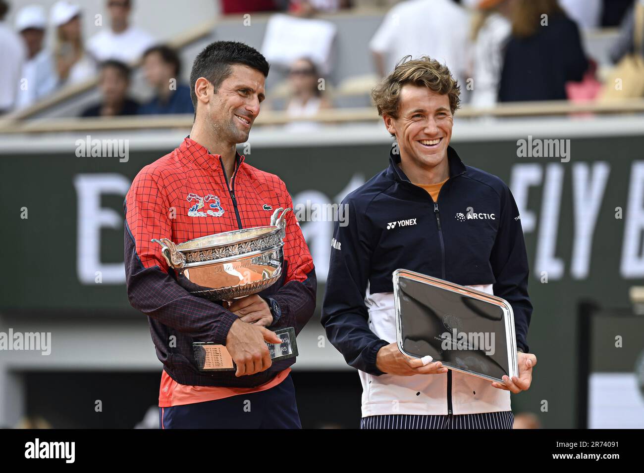 Novak Djokovic and Capser Ruud during the French Open final, Grand Slam ...