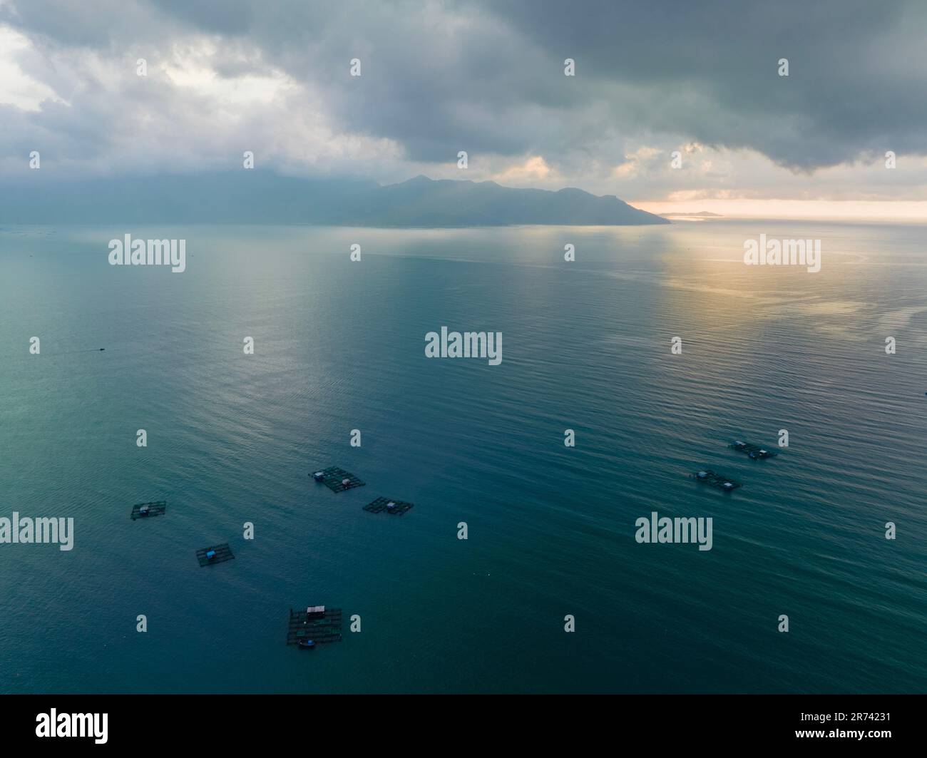 Beautiful sunrise on the sea of Vietnam Stock Photo - Alamy